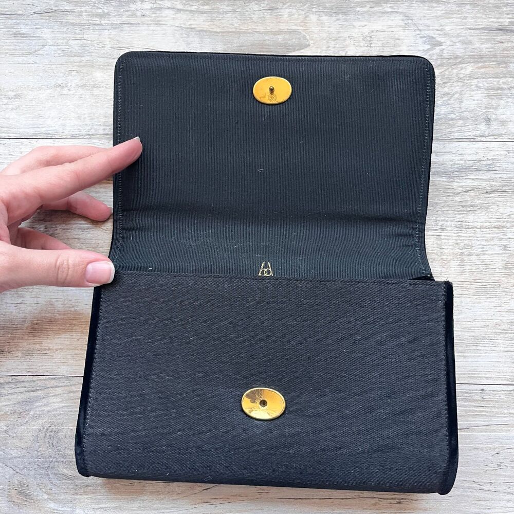 Bienen-Davis Black Satin Clutch Evening Bag Gold Monogram Clasp Vintage - Picture 3 of 8